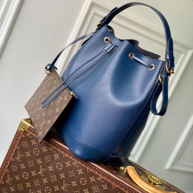 NOÉ MM 33 IN SAPPHIRE EPI LEATHER