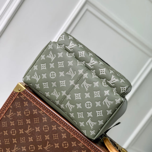 DISCOVERY PM BACKPACK 38 IN OLIVE GREEN MONOGRAM LAMBSKIN