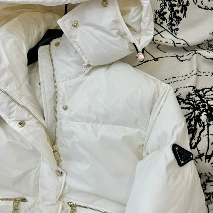 PRADA PUFFER JACKET STYLE 39