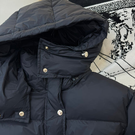PRADA PUFFER JACKET STYLE 40