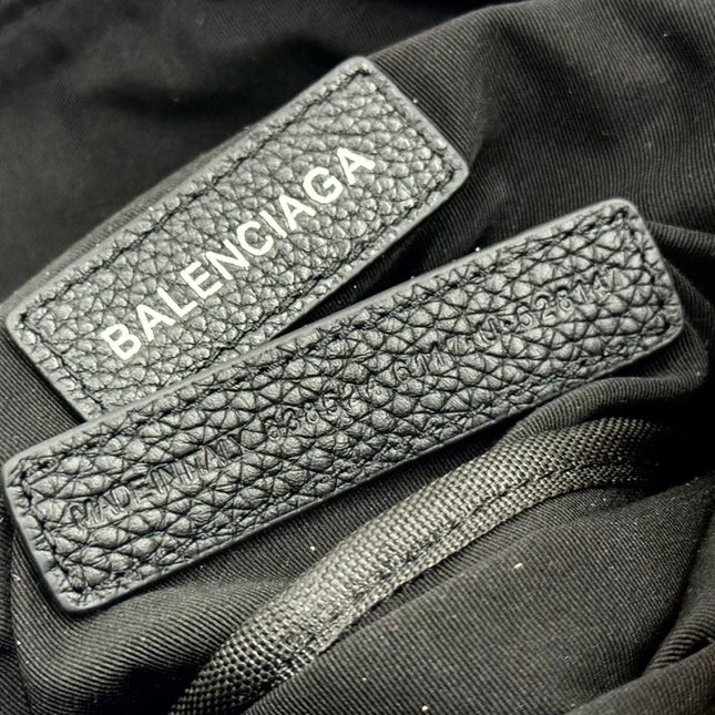 EVERYDAY BELTPACK 40 IN BLACK GRAINED CALFSKIN