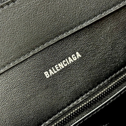 DOWNTOWN S CROSSBODY BAG 30 IN BLACK SOFT LAMBSKIN