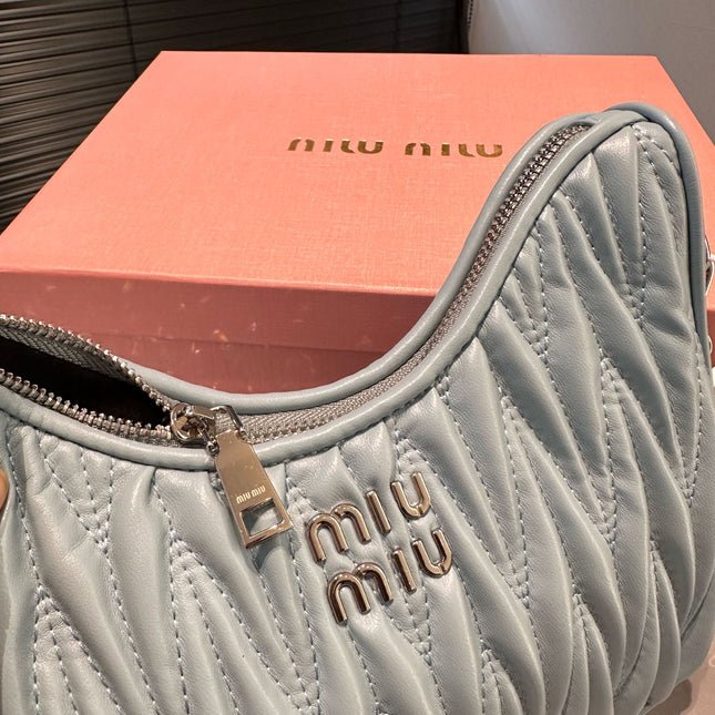 CRYSTAL CHAIN 25 BAG IN BABY BLUE LAMBSKIN