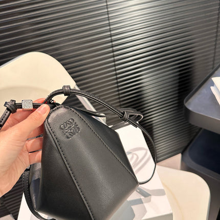 LOE LUNA HOBO 17 BAG IN BLACK CALFSKIN