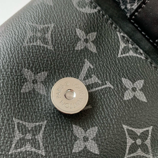 ENVELOPE POUCH 18 IN BLACK MONOGRAM ECLIPSE CANVAS