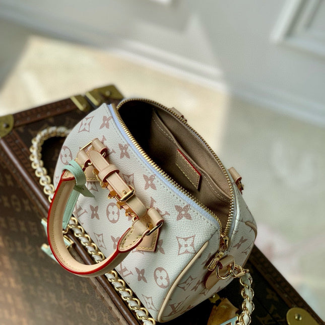 MINI SPEEDY BAG GREEN CHARM 18 IN LIGHT BROWN MONOGRAM DUNE COATED CANVAS