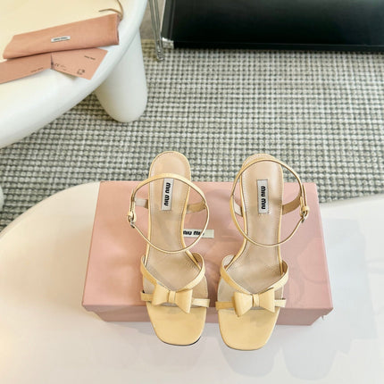 High Heels With Bows Butter Color Glossy Leather