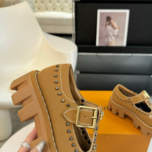LV CHECKER MARY JANE IN PEANUT BROWN CALFSKIN