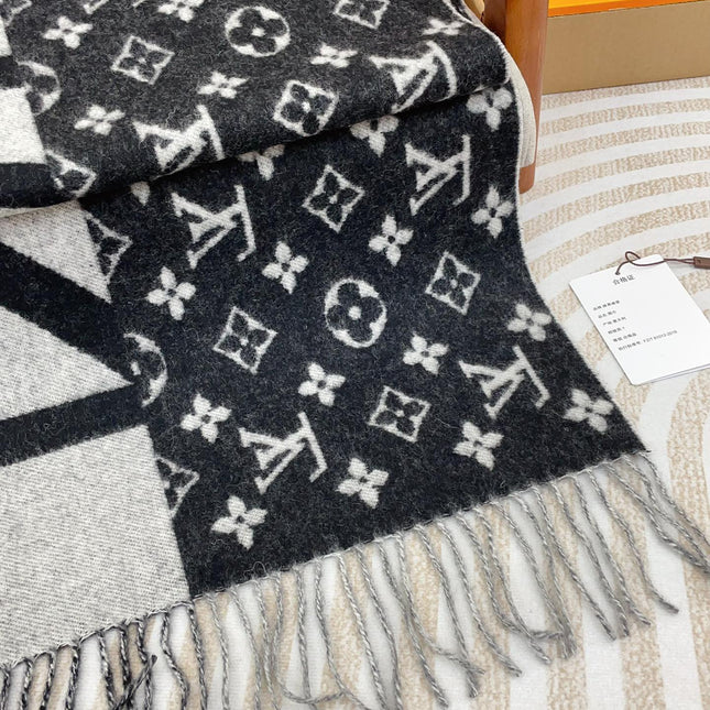 MONOGRAM SCARF 210 CM IN BLACK MIX WHITE CASHMERE 398283