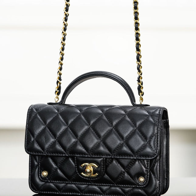 CHANEL 25S TOP HANDLE FLAP 19 CM IN BLACK LAMBSKIN WITH GOLD HARDWARE