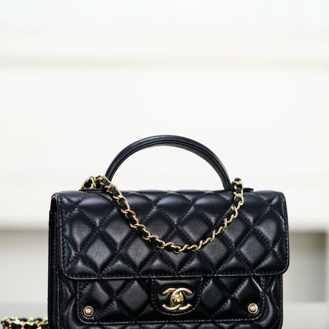 CHANEL 25S TOP HANDLE FLAP 19 CM IN BLACK LAMBSKIN WITH GOLD HARDWARE