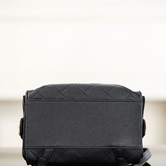 CHANEL 25S GRABRIELLE 23 CM IN BLACK LAMBSKIN WITH GOLD HARDWARE