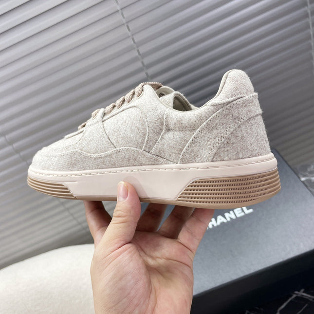 TRAINER SHOES IN ECRU TAN WOOL FABRIC