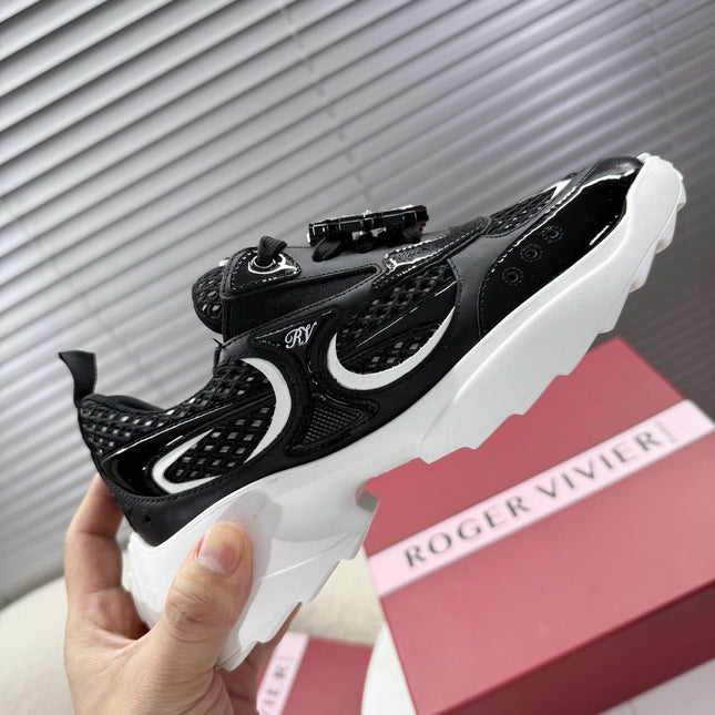 VIV' ON THE RUN SNEAKERS IN BLACK PATENT CALFSKIN AND FABRIC