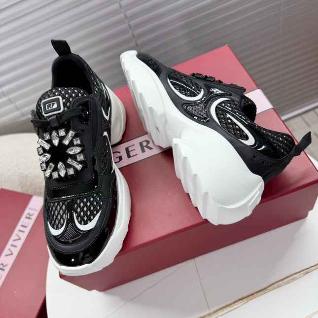 VIV' ON THE RUN SNEAKERS IN BLACK PATENT CALFSKIN AND FABRIC