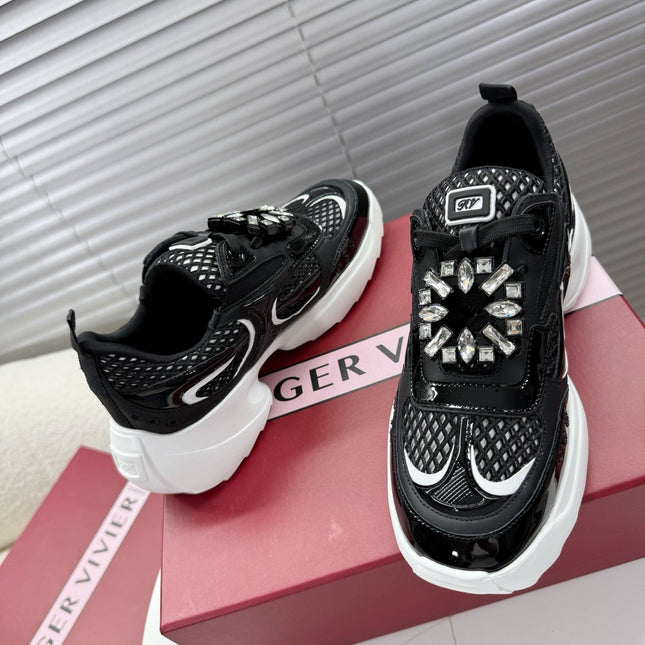 VIV' ON THE RUN SNEAKERS IN BLACK PATENT CALFSKIN AND FABRIC