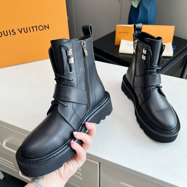 LV WOMEN'S BEAUBOURG ANKLE BOOT IN BLACK CALFSKIN