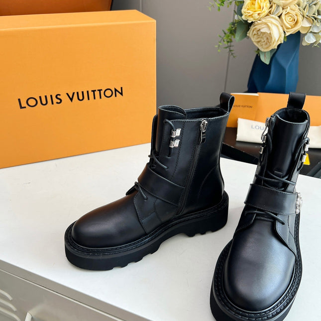 LV WOMEN'S BEAUBOURG ANKLE BOOT IN BLACK CALFSKIN