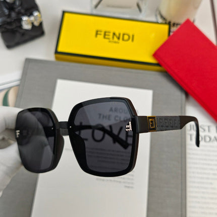 OVERSIZED FF DIAMONDS SQUARE FRAME SUNGLASSES 53041 IN ACETATE