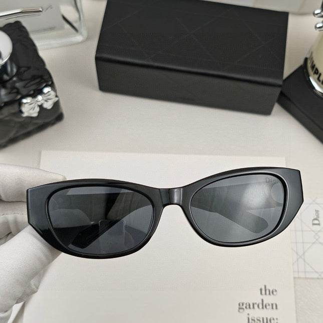 MONTAIGNE SUNGLASS 25135 IN ACETATE