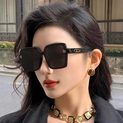 MONTAIGNE SUNGLASS 53032 IN ACETATE
