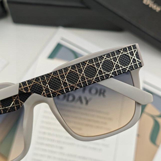 MONTAIGNE SUNGLASS 53048 IN ACETATE