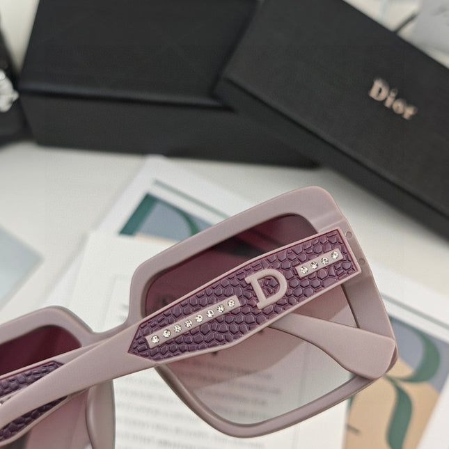 MONTAIGNE SUNGLASS 51139 IN ACETATE