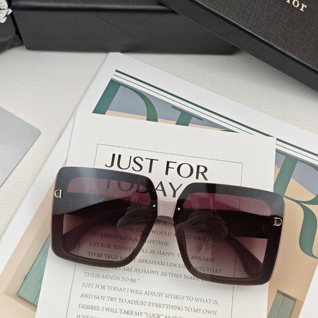 MONTAIGNE SUNGLASS 51139 IN ACETATE