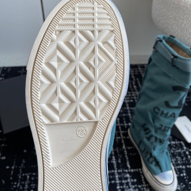 HIGH BOOTS IN SAPPHIRE BLUE CANVAS