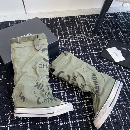 HIGH BOOTS IN ARMY GREEN CANVAS