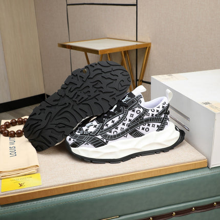 LV TRAINER WHITE MIX BLACK CALFSKIN AND BREATHABLE MESH