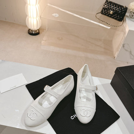 mary jane flat white corduroy