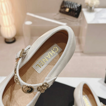 MARY JANE SHOES WHITE LAMBSKIN