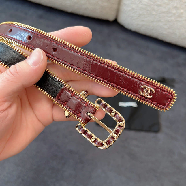 BELT 20MM IN WINE RED CALFSKIN WITH INTERWOVEN CHAIN BUCKLE ZIPPER IN TRIM GOLD HARDWARE