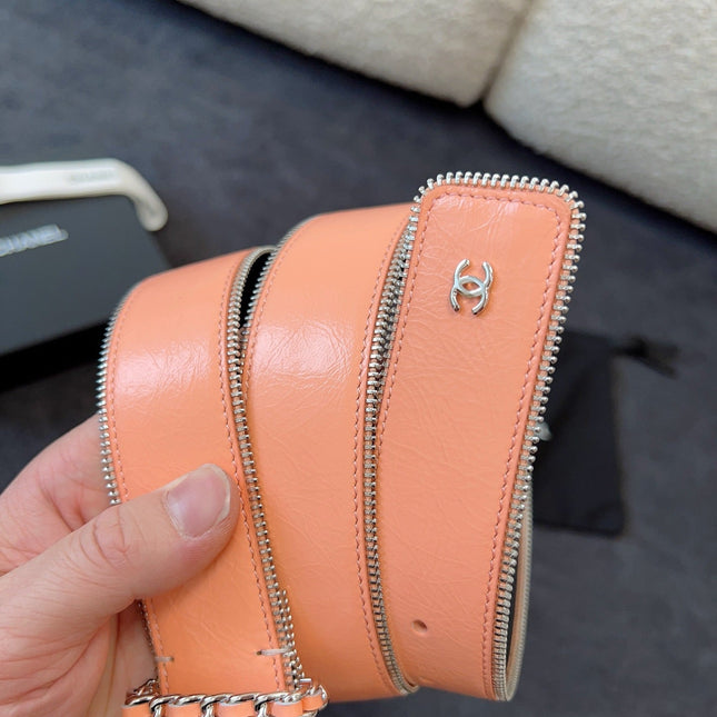 BELT 40MM IN CORAL CALFSKIN WITH INTERWOVEN CHAIN BUCKLE ZIPPER IN TRIM SILVER HARDWARE