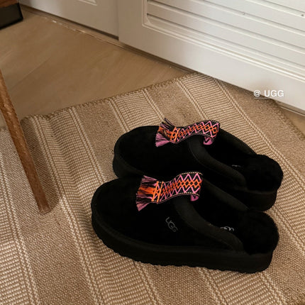 TAZZLE SLIPPER IN BLACK SUEDE