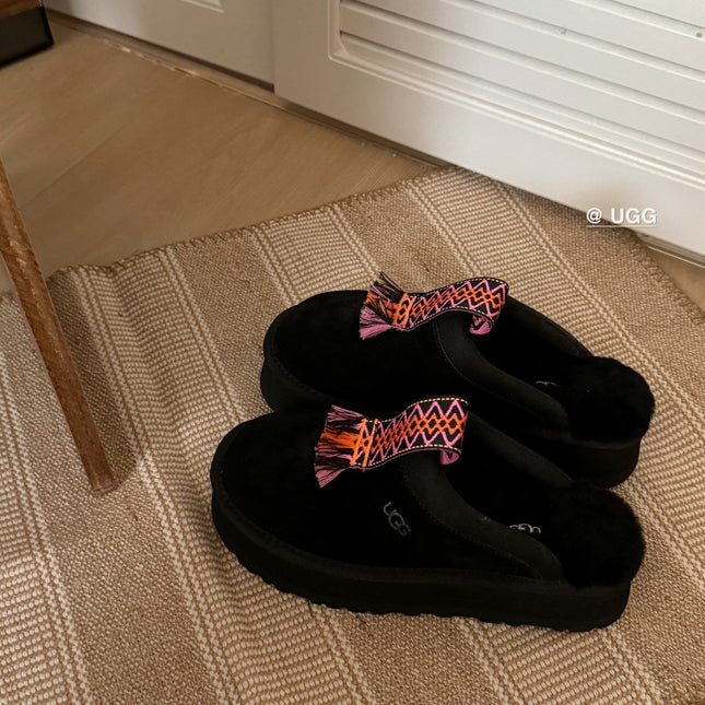 TAZZLE SLIPPER IN BLACK SUEDE