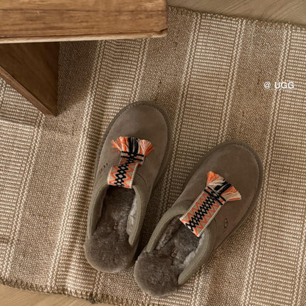 TAZZLE SLIPPER IN MEDIUM BROWN SUEDE