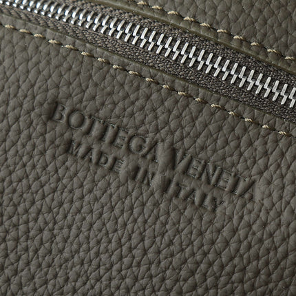 BOTTEGA VENETA 25S DIAGO 22 IN DARK OLIVE CALFSKIN SILVER HARDWARE