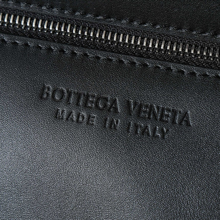 BOTTEGA VENETA 25S DIAGO 22 IN BLACK CALFSKIN PATENT SILVER HARDWARE