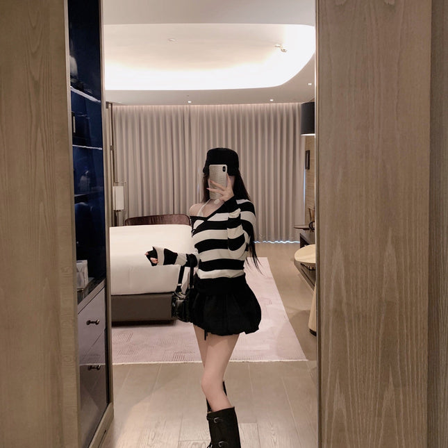 MIUMIU TOP AND SKIRT SET STYLE 444