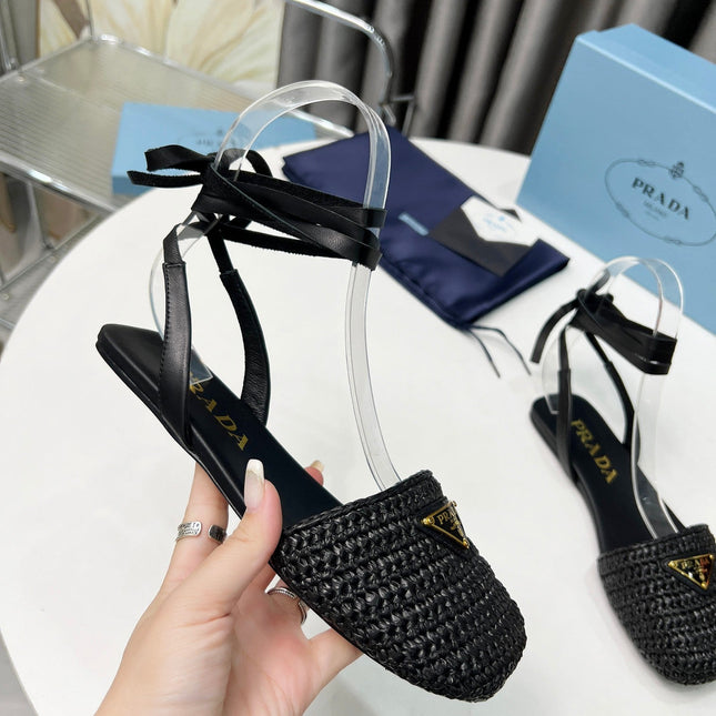 CROCHET SANDALS IN BLACK FABRIC