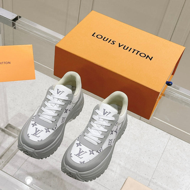 RUN AWAY SNEAKER IN DOVE GRAY MIX WHITE CALFSKIN