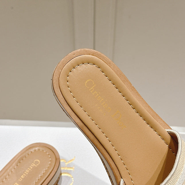 DWAY WEDGE SLIDES 45MM IN BEIGE FABRIC RAFFIA SOLE