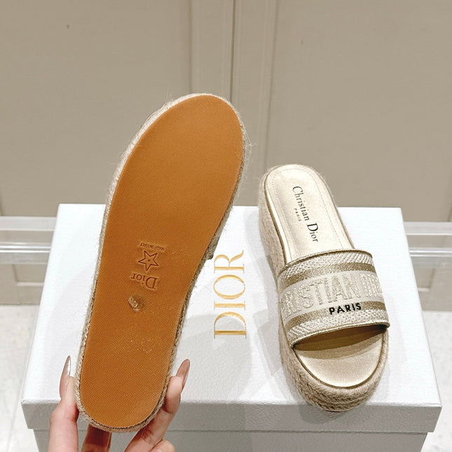DWAY WEDGE SLIDES 45MM IN WARM GREIGE FABRIC RAFFIA SOLE