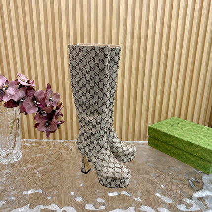 PLATFORM KNEE BOOTS IN ECRU BEIGE MONOGRAM CANVAS AND SHEEPSKIN LINING