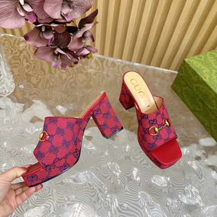 HORSEBIT SLIDE SANDAL IN RED MONOGRAM CANVAS AND SHEEPSKIN LINING