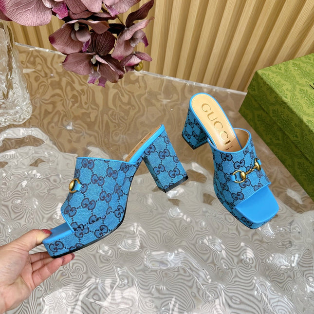 HORSEBIT SLIDE SANDAL IN AZURE BLUE MONOGRAM CANVAS AND SHEEPSKIN LINING
