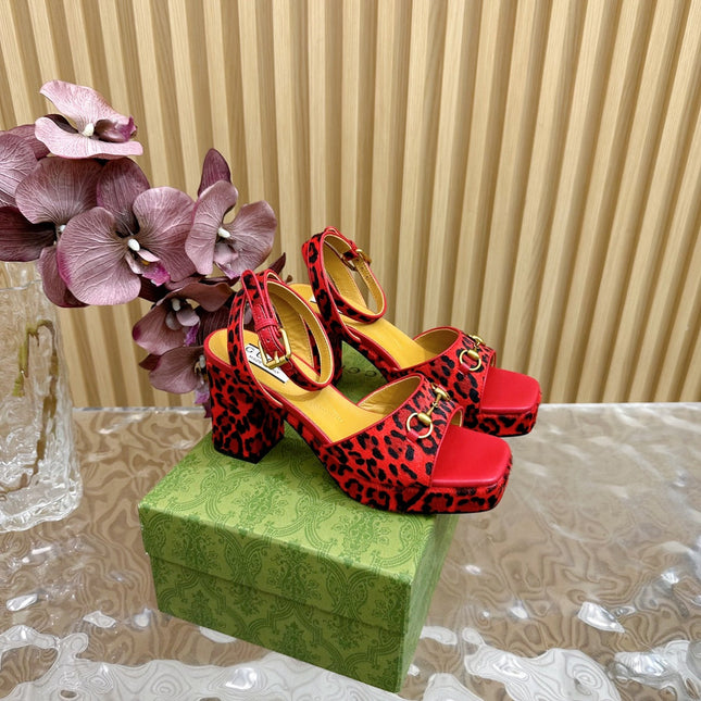 HORSEBIT HIGH-HEEL SANDAL WITH LEOPARD PRINT IN RED VELVET AND CALFSKIN LINING
