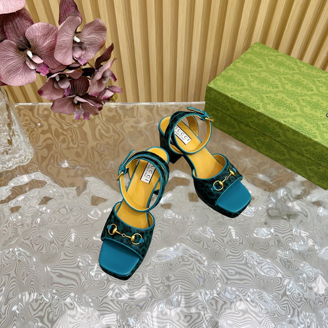 HORSEBIT HIGH-HEEL SANDAL WITH LEOPARD PRINT IN TURQUOISE VELVET AND CALFSKIN LINING